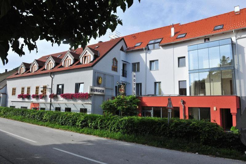 Gasthof Hotel Zur Goldenen Krone Furth bei Gottweig Exteriér fotografie